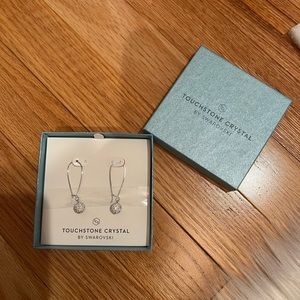 Touchstone Crystal earrings
